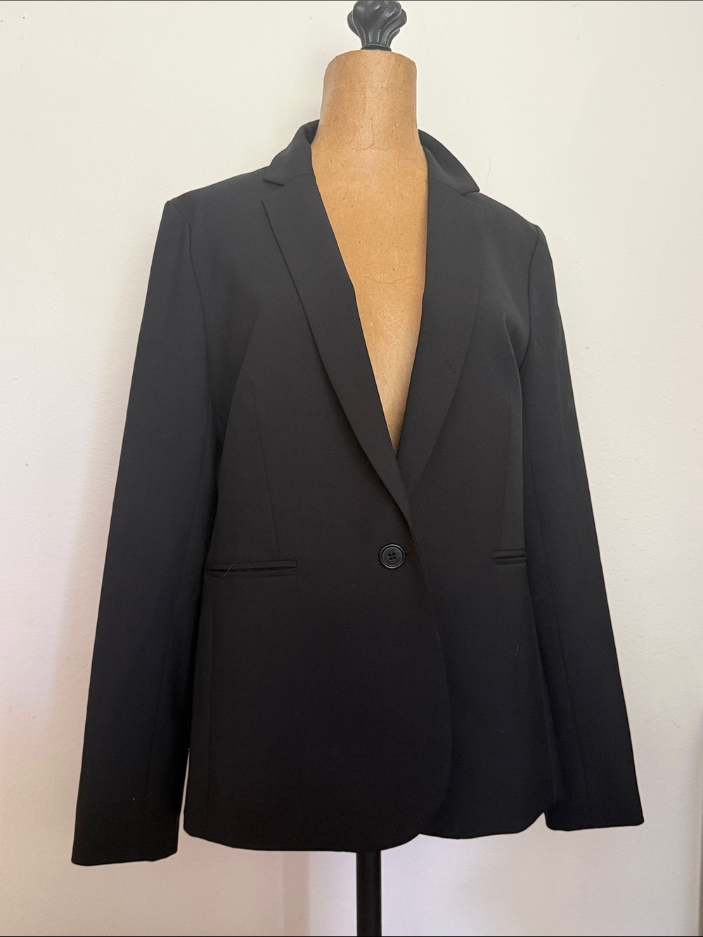 J. Crew sz 8 Black Single-Button Italian Wool Blazer lined great condition